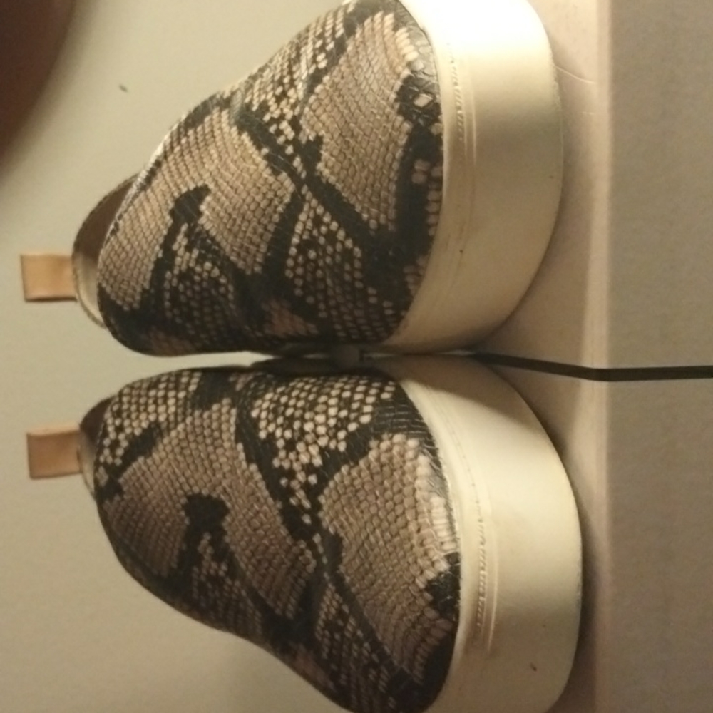 Dolce Vita Snake Print